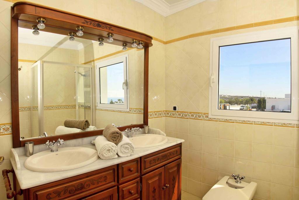 Casa Juanita Apartment Puerto Calero Ngoại thất bức ảnh